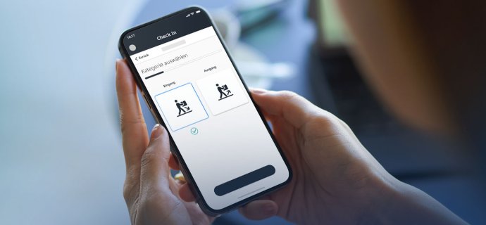 Smartphone with myleo / dsc Micro App